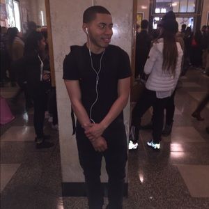 Meet your Posher, Joel