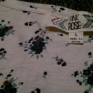 Pretty multi -colored blouse.