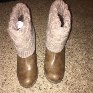 Muk Luks woven sweater cuff ankle boots/booties