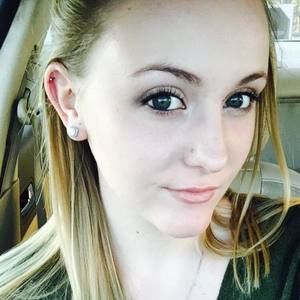 Meet your Posher, Kaila