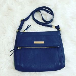 Cross body purse. Handbag.