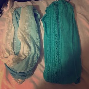 2 turquoise scarves