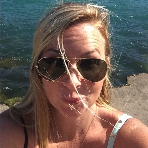 Meet the Posher - Picture 3 of 4