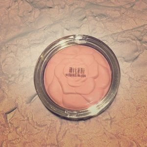 Milani romantic rose blush