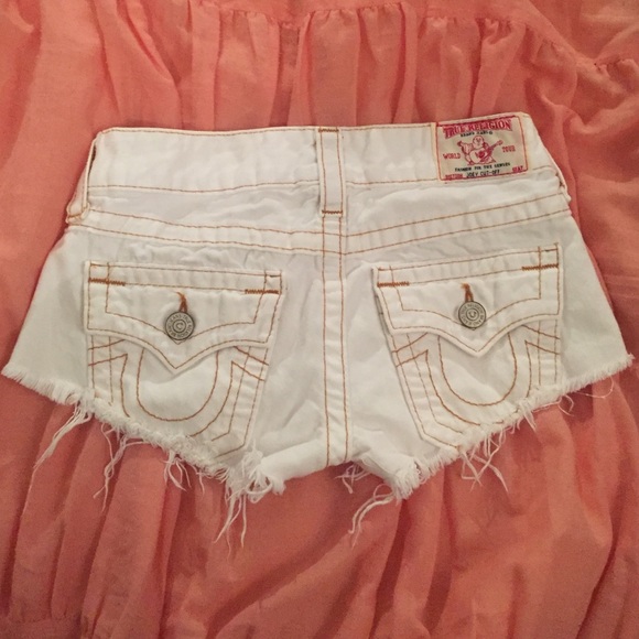 White true religion shorts