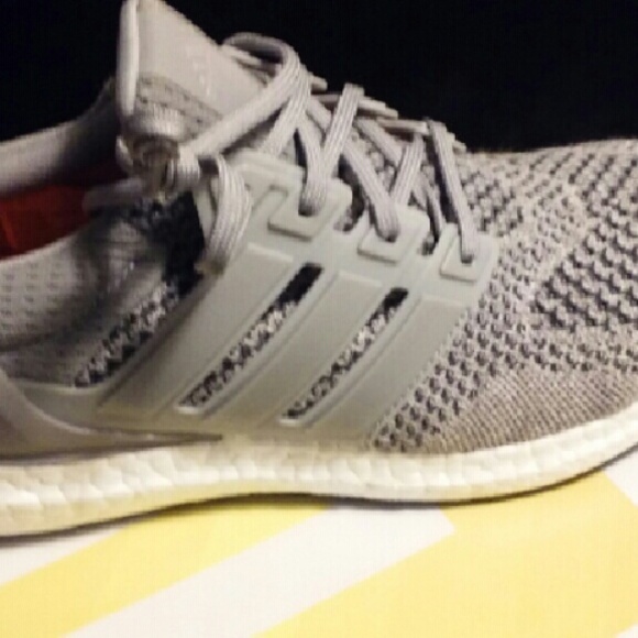 le adidas ultra aumentare gli uomini dimensioni 9 nuove di zecca poshmark le adidas ultra aumentare gli uomini dimensioni 9 nuove di zecca poshmark