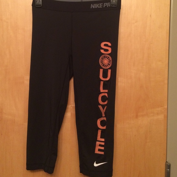 Nike cropped black SoulCycle leggings