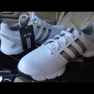 GIRLS SIZE 2 NWT ADIDAS GOLF CLEATS // STYLIN