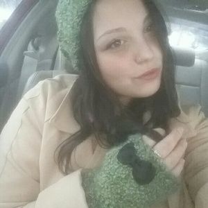 Meet your Posher, Nichole