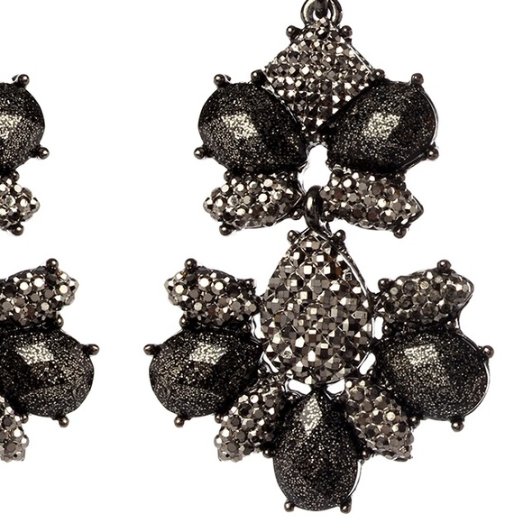 🌲Buy 1 Get 1 Free🌲 Amrita Singh Dangle Earrings - Picture 2 of 2