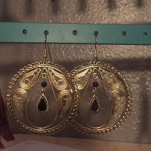 Cute gold earrings