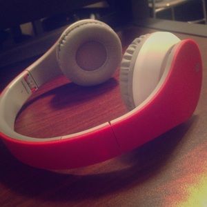 Bluetooth headphones (sold)