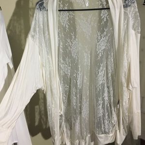 White/lace cardigan
