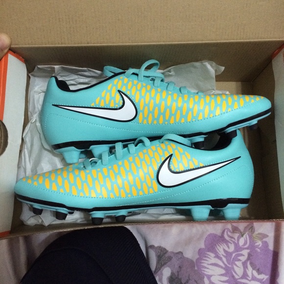 Nike shoes