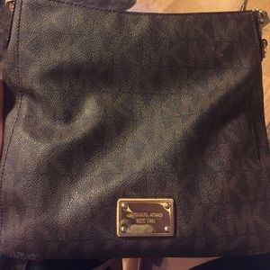 Michael Kors Crossbody