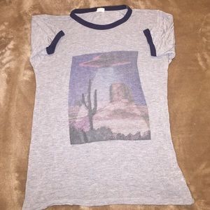 BRANDY MELVILLE UFO TEE🚺💕 SUPER RARE