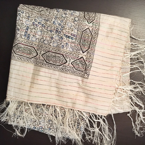 Floral/paisley Scarf