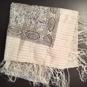 Floral/paisley Scarf