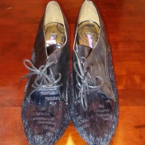 Sexy black heels with lace