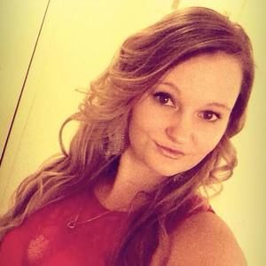 Meet your Posher, Aline