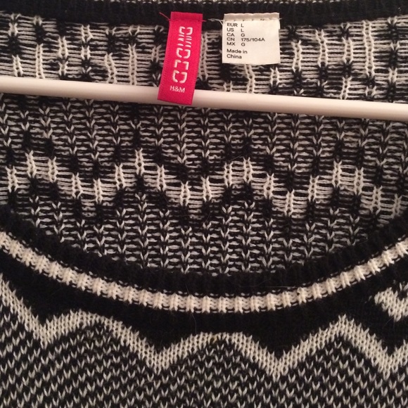 Multi-pattern sweater - Picture 2 of 3