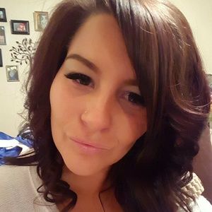 Meet your Posher, Antionette