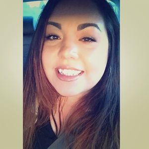 Meet your Posher, Gina