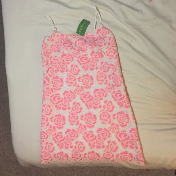 Lilly Pulitzer Two Tone Exploded Lace size 2 - Picture 2 of 4