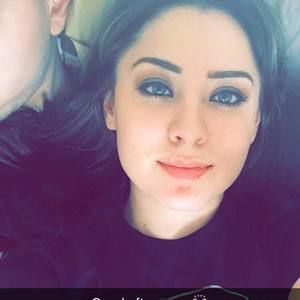 Meet your Posher, Gabriela