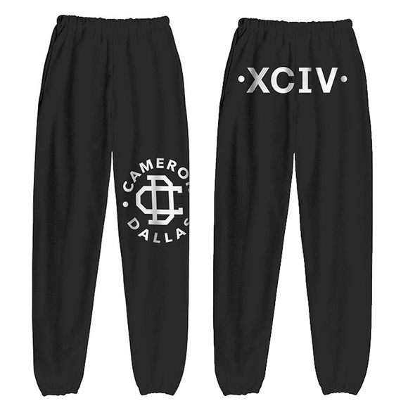 Sold on merc - Picture 1 of 1