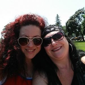 Meet your Posher, Elena