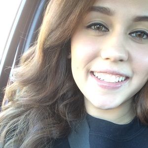 Meet your Posher, Kimberly