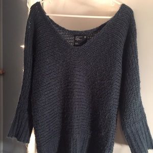 American Eagle Navy Chunky Sweater Size M