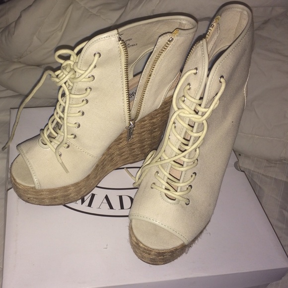 Steve Madden Wedges