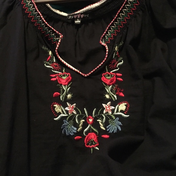 Mexican styled top - Picture 2 of 3