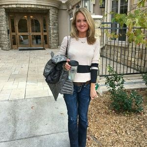 Meet your Posher, Alexis