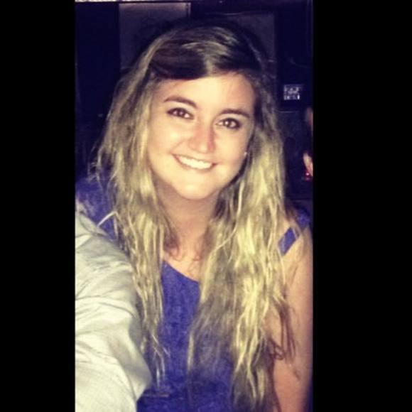 Meet your Posher, Kelsey - Picture 1 of 1