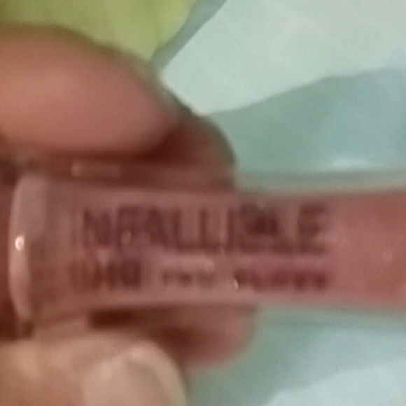 Lip gloss