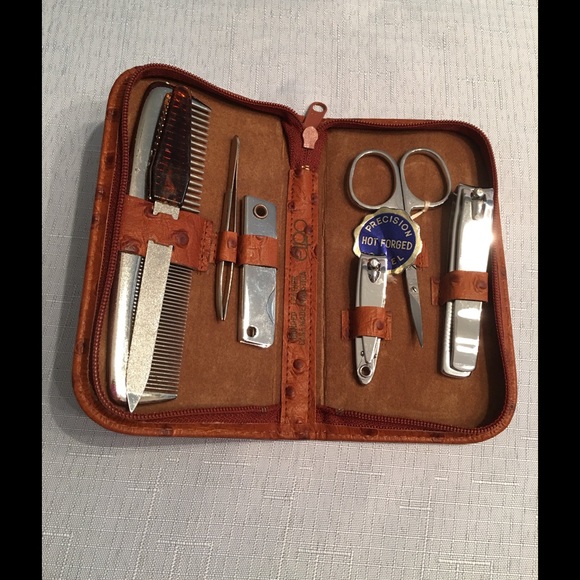 Ostrich Print Leather Manicure Set.