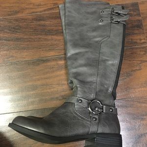 Guess boots