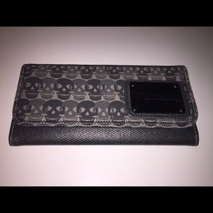 Lounge Fly Wallet