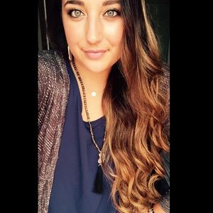 Meet your Posher, Danae