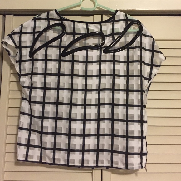 Trendy Checker Top