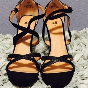 H&M Black Wrap Around Strap Heels