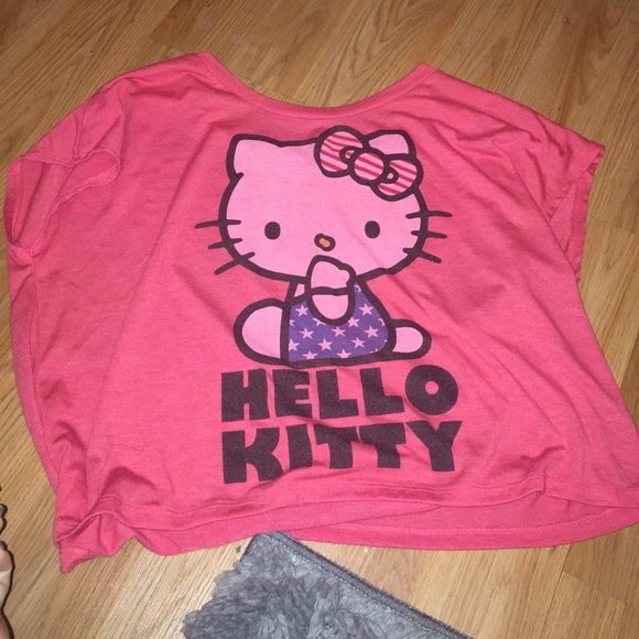 Crop top tee - Picture 1 of 1