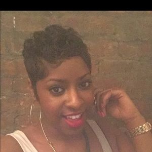 Meet your Posher, Victoria