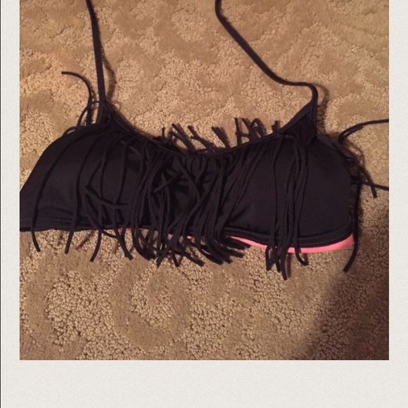 VS black fringe top - Picture 2 of 2