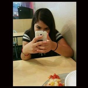 Meet your Posher, Dulce