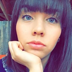 Meet your Posher, Alix