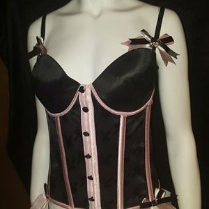 💋 $ALE!! 💋Pnk & Blck Playboy Eyelet Corset,